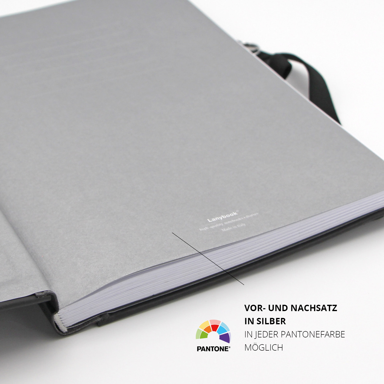 Notizbuch mit Mercedes-Benz Logo und silbernem Vor- und Nachsatz, personalisierbar in jeder Pantonefarbe. Edles Geschenk für Business-Kunden.