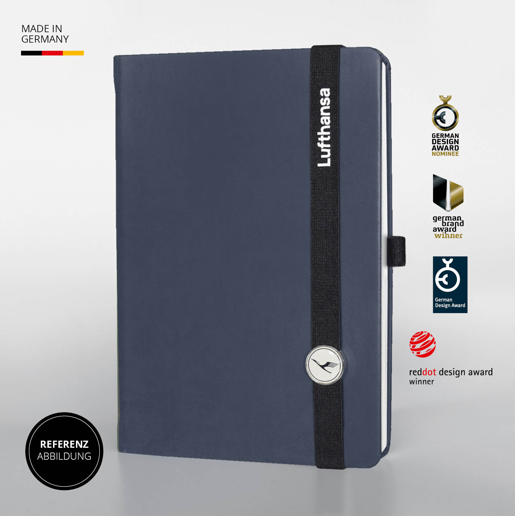 Blaues Lufthansa Notizbuch mit mehrfach ausgezeichnetem Design – Made in Germany, Gewinner des German Design Awards und Red Dot Design Awards.