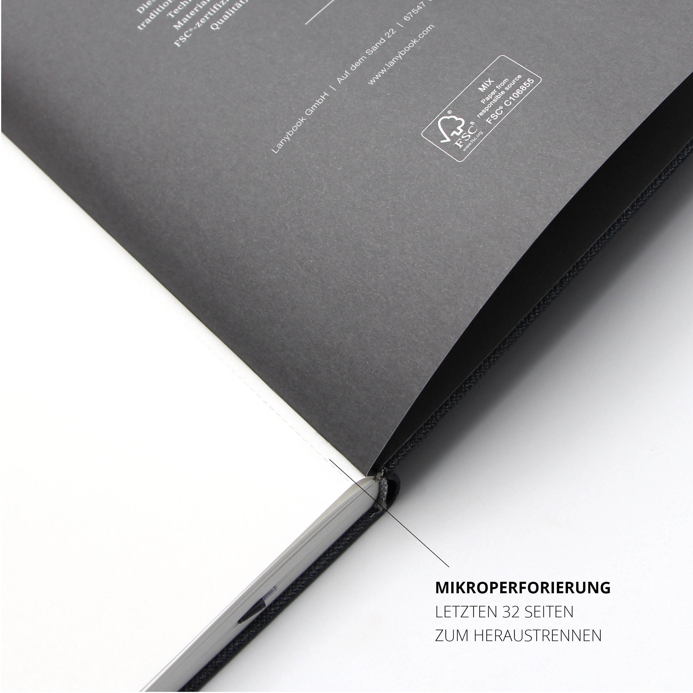 1. Mikroperforierung der letzten 32 Seiten eines Lanybook Notizbuchs zum einfachen Heraustrennen