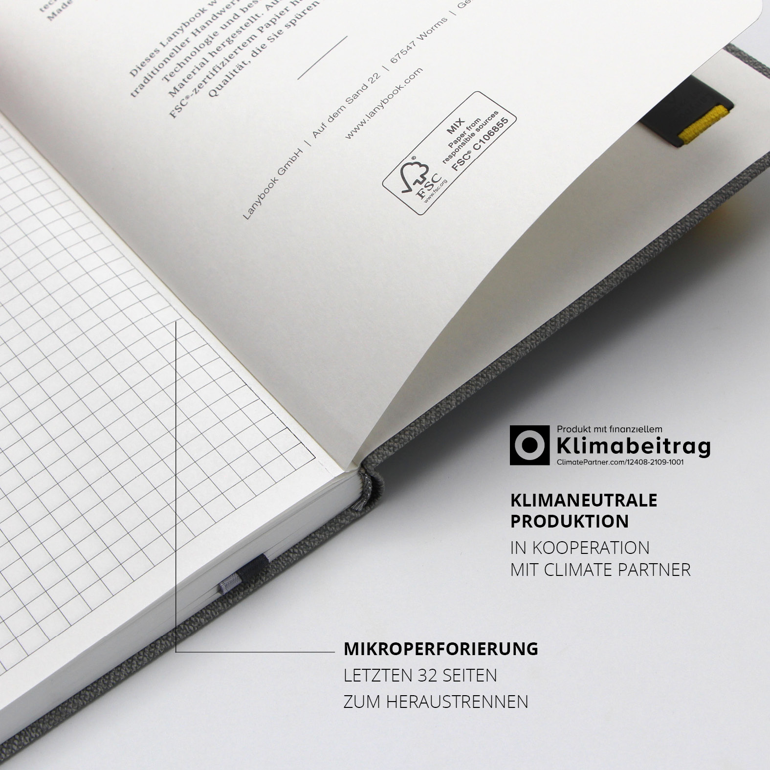 Innenansicht mit klimaneutral produziertem Recyclingpapier, FSC-zertifiziert, letzte 32 Seiten mikroperforiert zum Herauslösen.