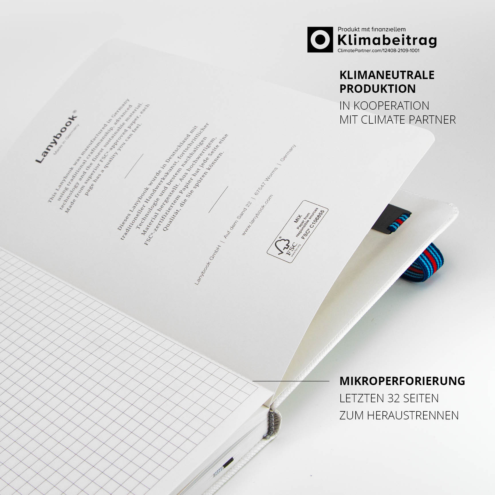 Geöffnete erste Seite mit Zertifikaten – FSC®-zertifiziertes Papier, klimaneutrale Produktion in Kooperation mit ClimatePartner. Nachhaltig produziert.