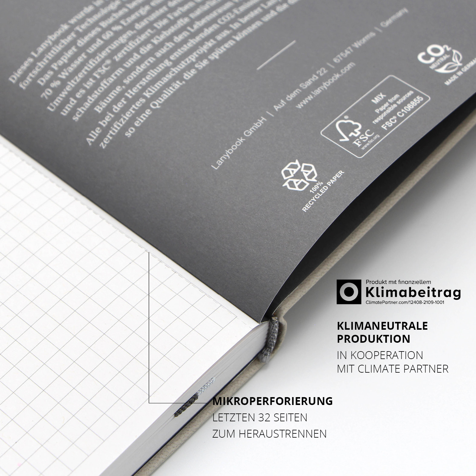 Innenseite des Lanybook® Pro mit klimaneutraler Produktion in Kooperation mit Climate Partner. Recyclingpapier mit Mikroperforierung der letzten 32 Seiten zum Herauslösen.