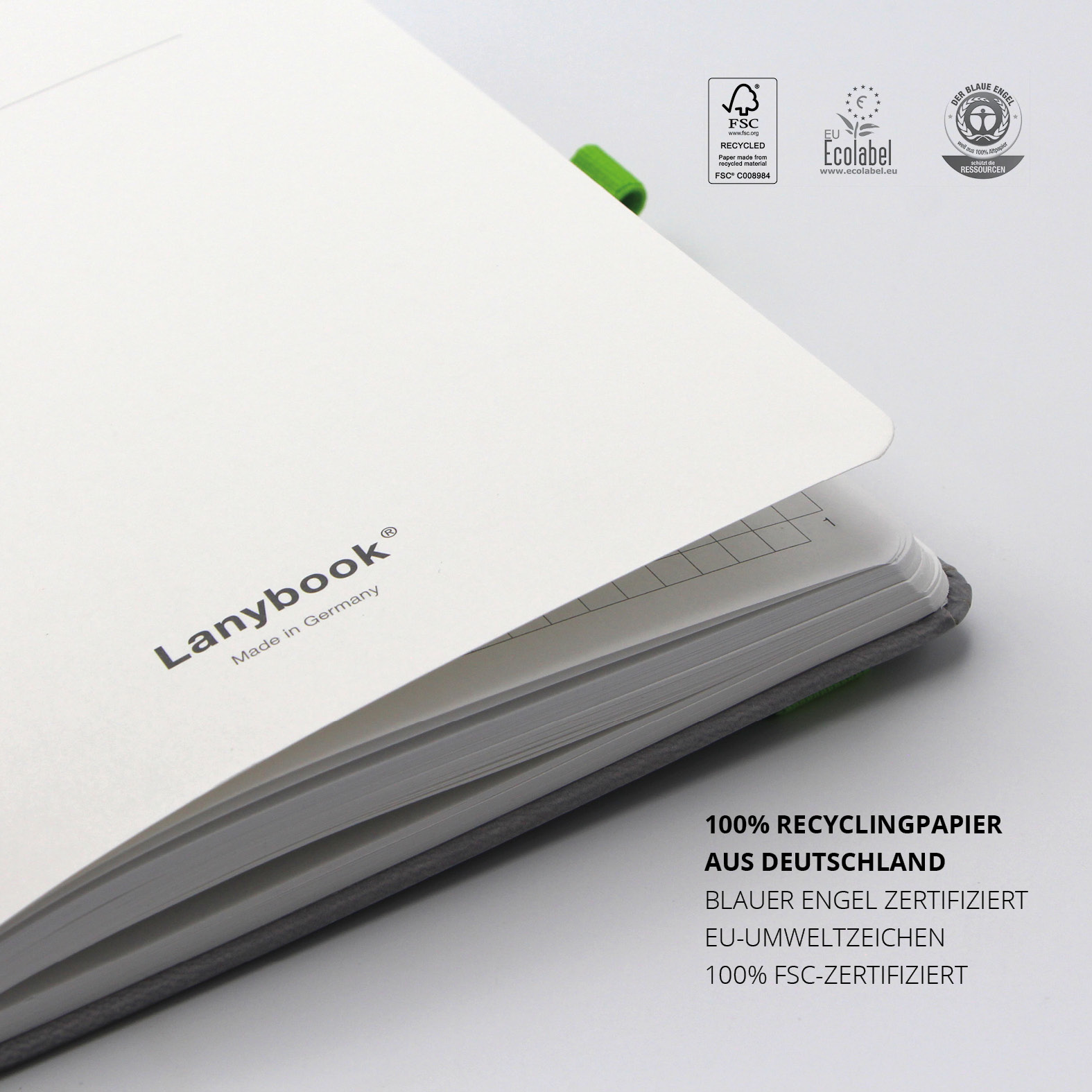 Innenansicht des Lanybook® mit 100 Prozent Recyclingpapier. Zertifiziert mit Blauem Engel, EU Ecolabel und FSC.