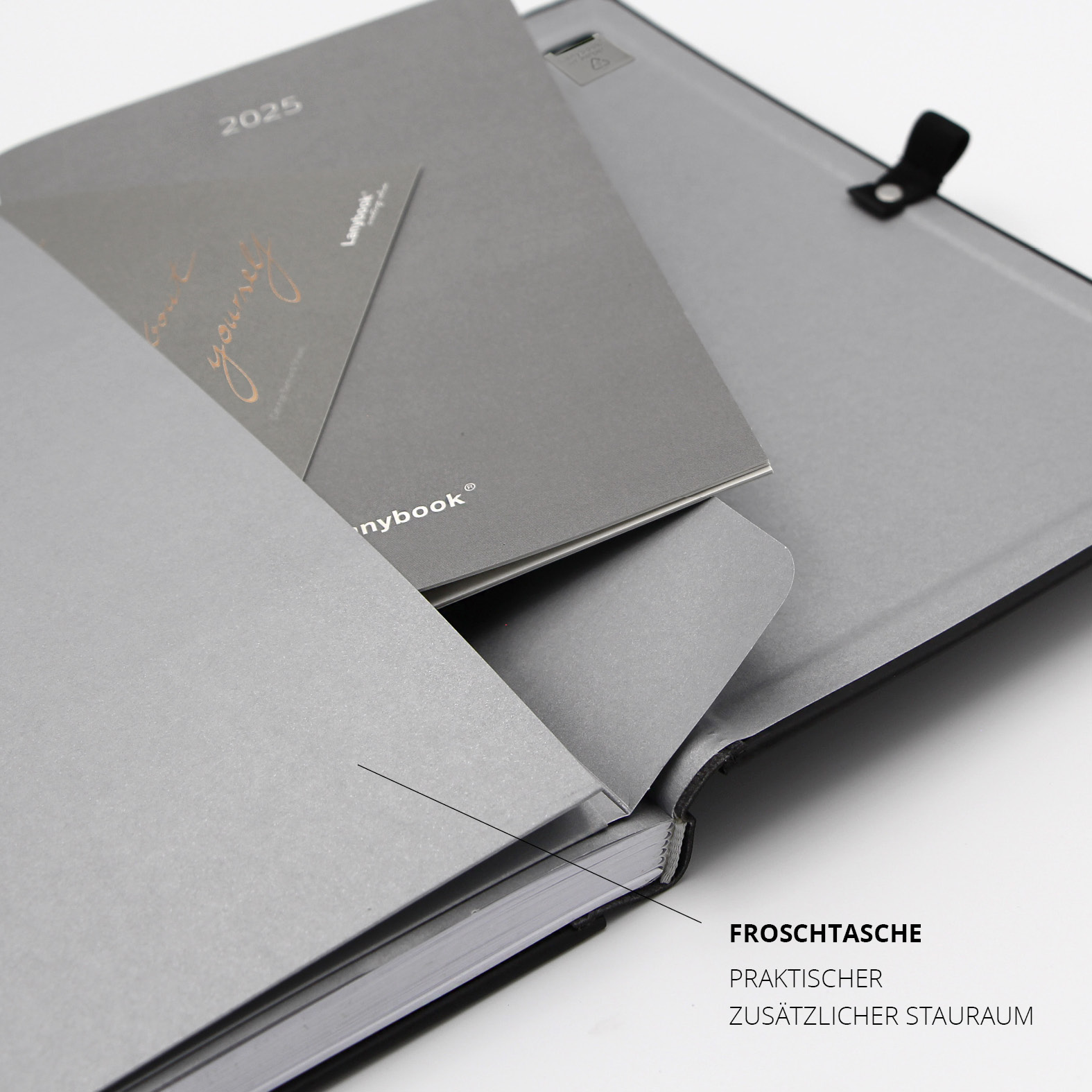 Individuelles Notizbuch mit Firmenlogo – Mercedes-Benz Variante mit zwei Lesezeichen und eleganter Logo-Prägung.