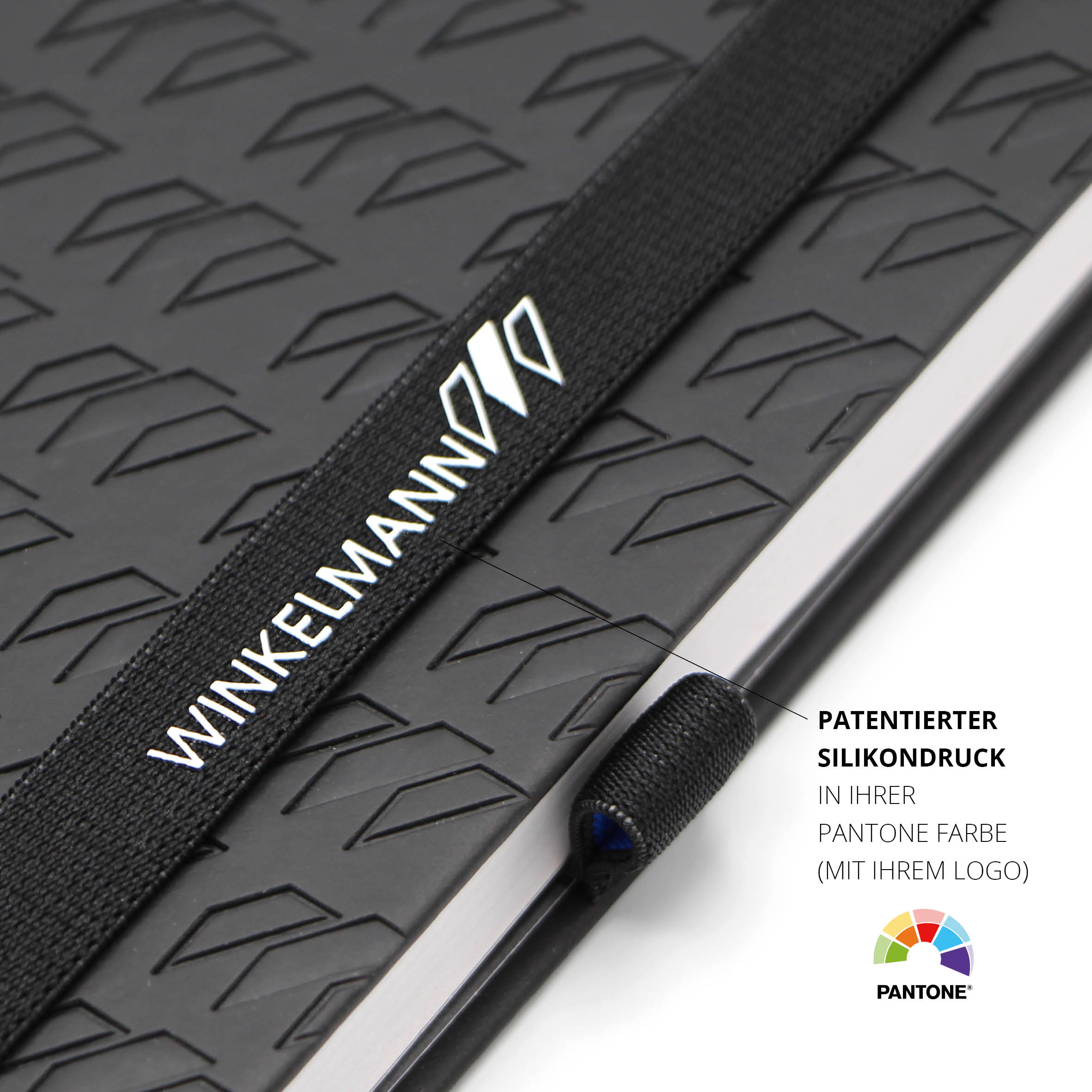 Individuelles Lanybook® Notizbuch mit Firmenlogo als hochwertigem Silikondruck auf dem Lanyband®