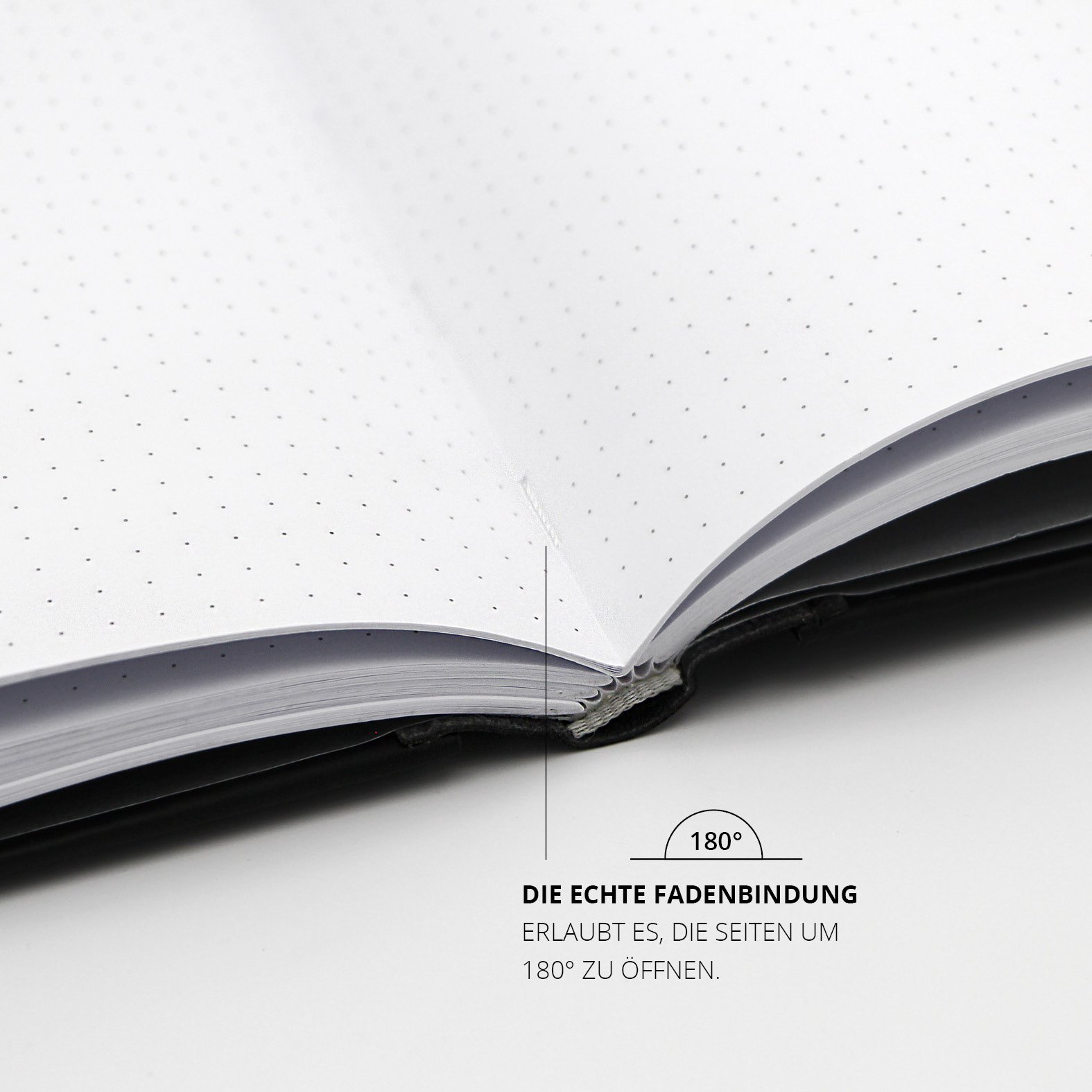 Personalisierte Notizbücher – Mercedes-Benz Edition mit langlebiger Fadenheftung für eine perfekte Aufschlagqualität.