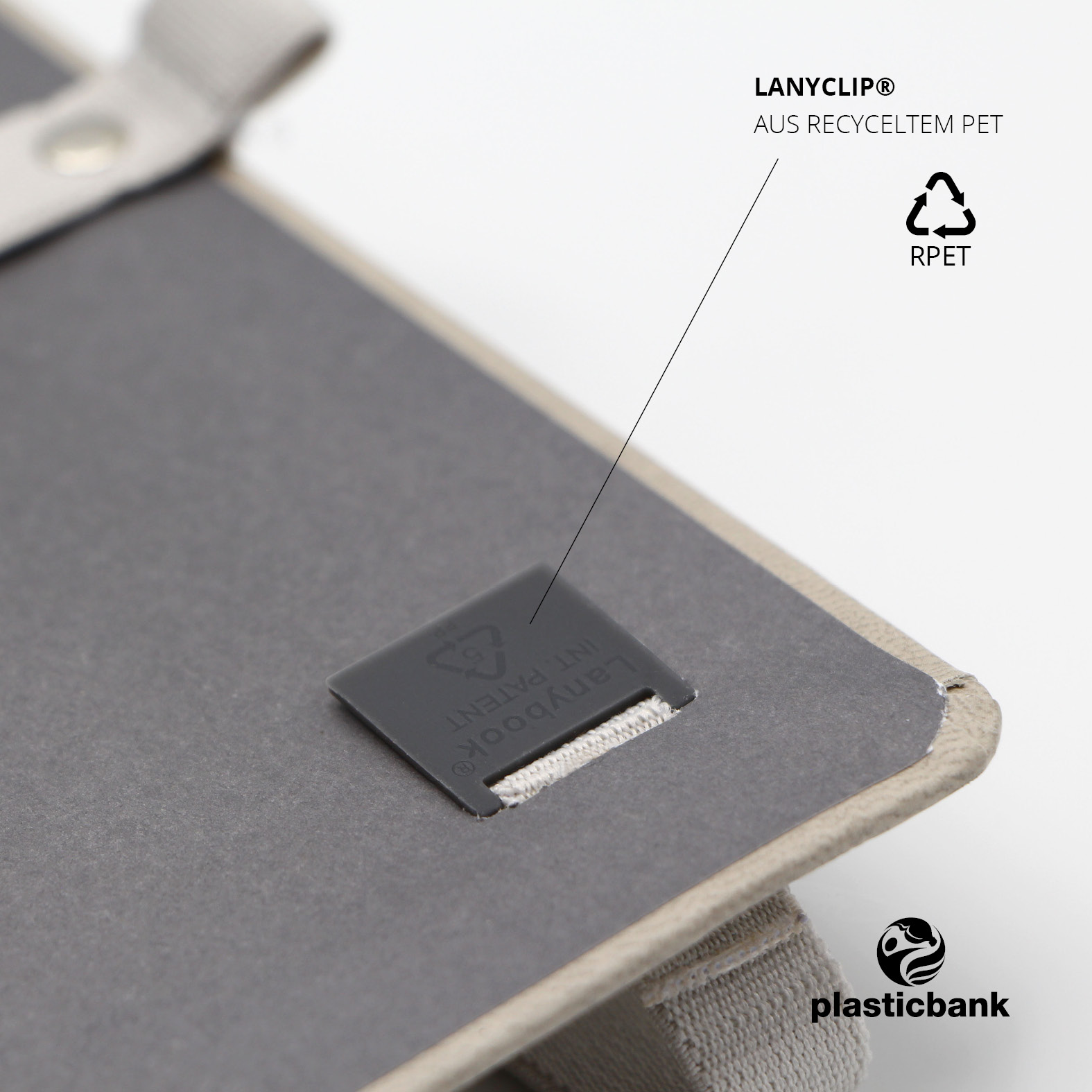 Innenansicht mit Lanyclip® aus recyceltem Kunststoff und „plasticbank“-Logo zur Kennzeichnung der nachhaltigen Herkunft.